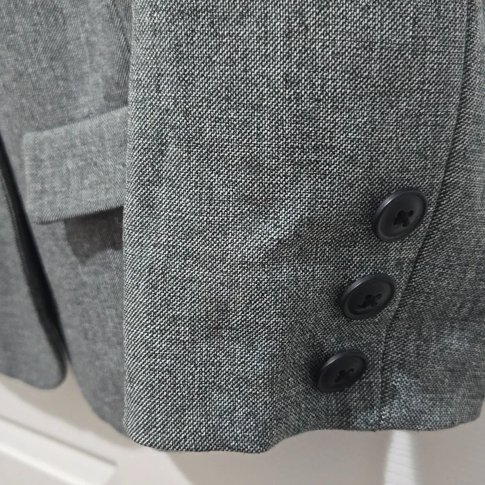 BDG women's gray, fully lined jacket, two front pockets,  button down. S…